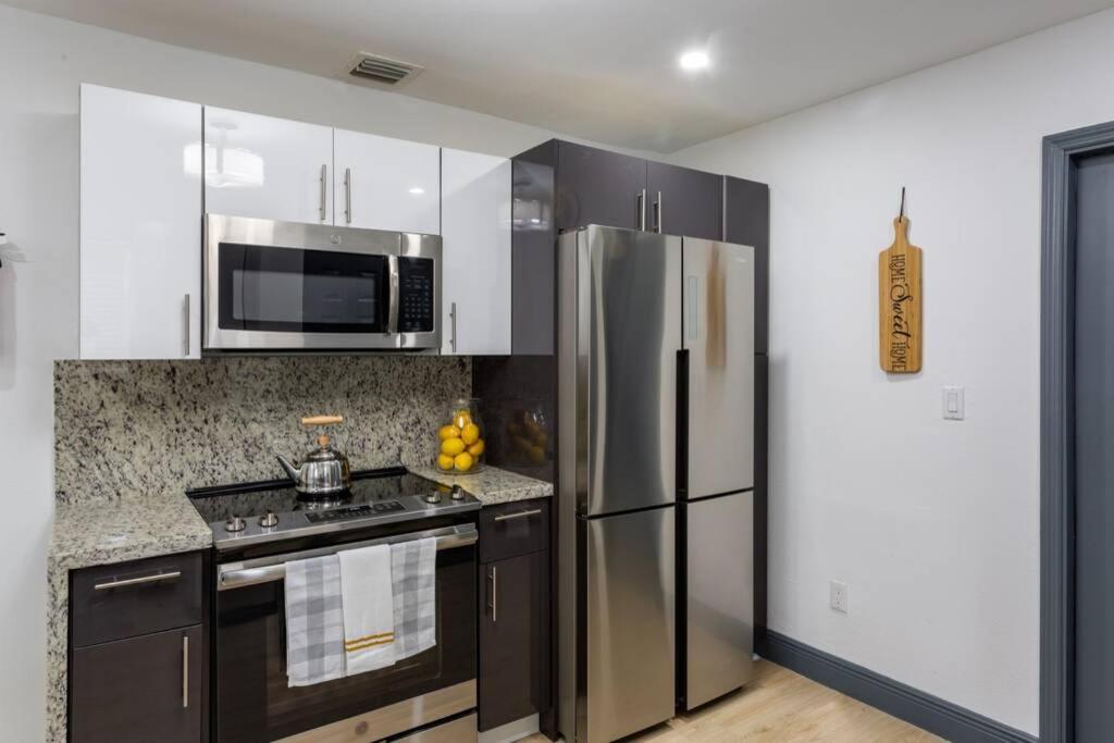 Вилла Casa Madeira @ The Heart Of Miami Design District Экстерьер фото