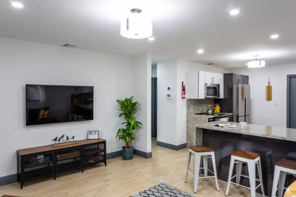 Вилла Casa Madeira @ The Heart Of Miami Design District Экстерьер фото