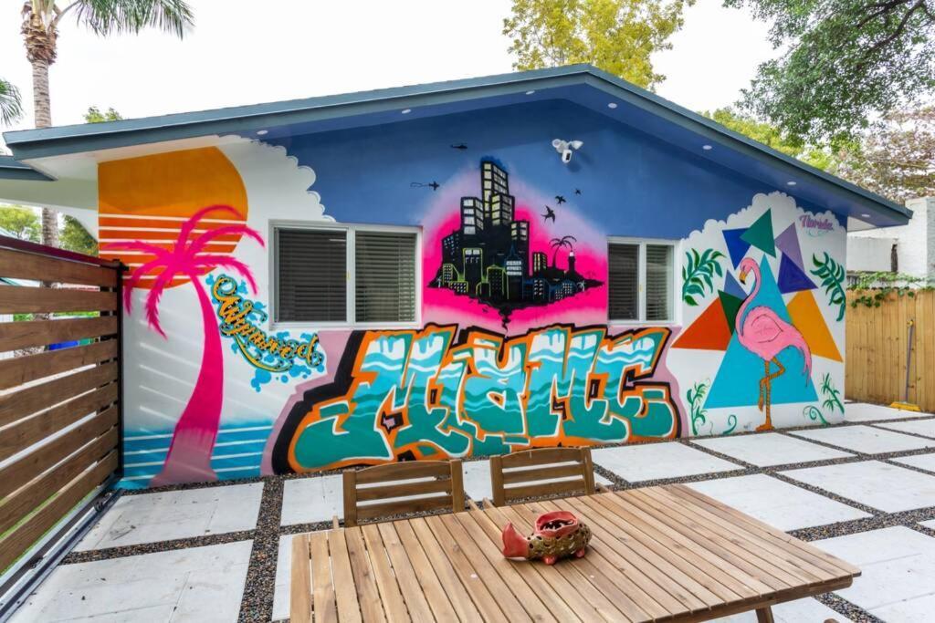 Вилла Casa Madeira @ The Heart Of Miami Design District Экстерьер фото